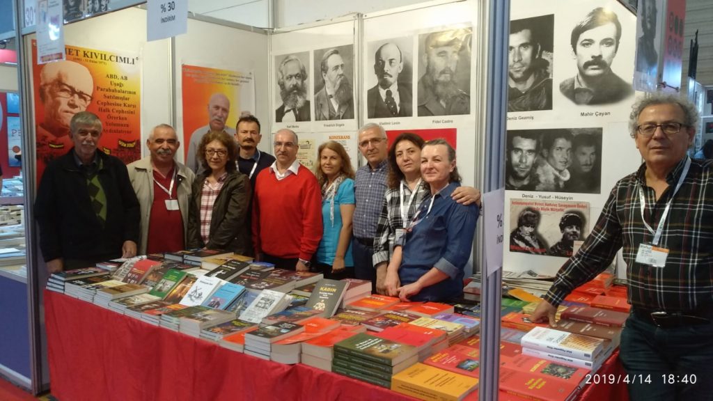 24. Tüyap İzmir Kitap Fuarı 6-14 Nisan Tarihleri Arasında Yapıldı